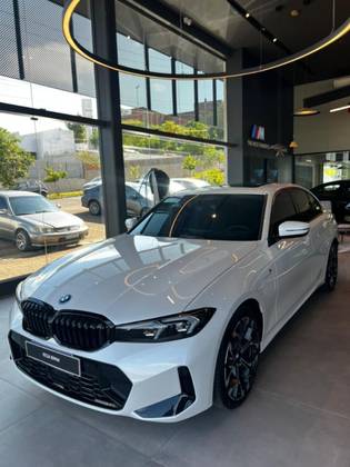 BMW 330e 2.0 16V TURBO HÍBRIDO M SPORT AUTOMÁTICO